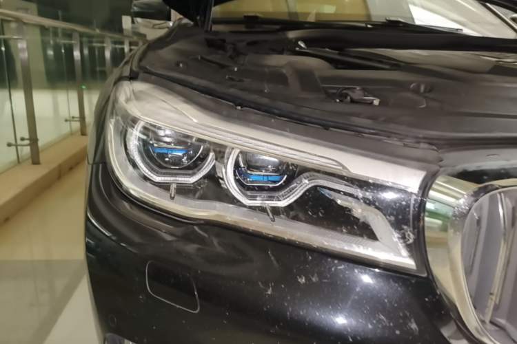 Used BMW 7 Series 2017 740Li xDrive Luxury Edition Right Front Headlight