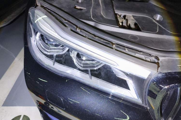 Used BMW 7 Series 2017 730Li Luxury Model Right Front Headlight