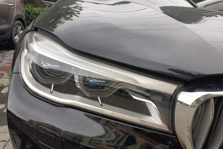 Used BMW 7 Series 2017 740Li xDrive Personalized Custom Edition Right Front Headlight