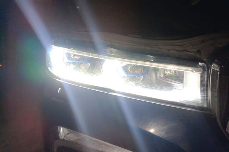 Used BMW 7 Series 2017 730Li Leading Model Right Front Headlight