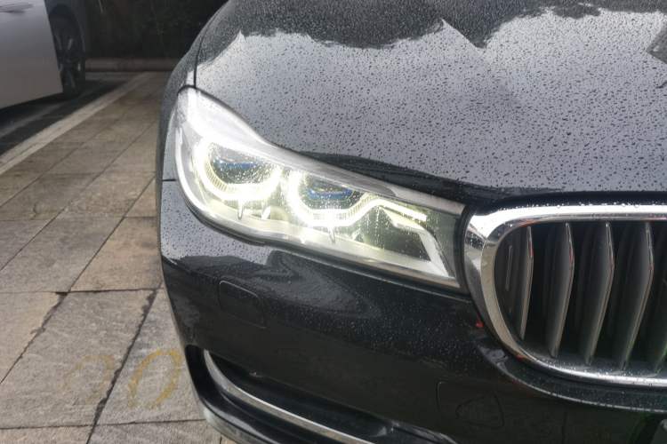 Used BMW 7 Series 2017 740Li xDrive Luxury Edition Right Front Headlight