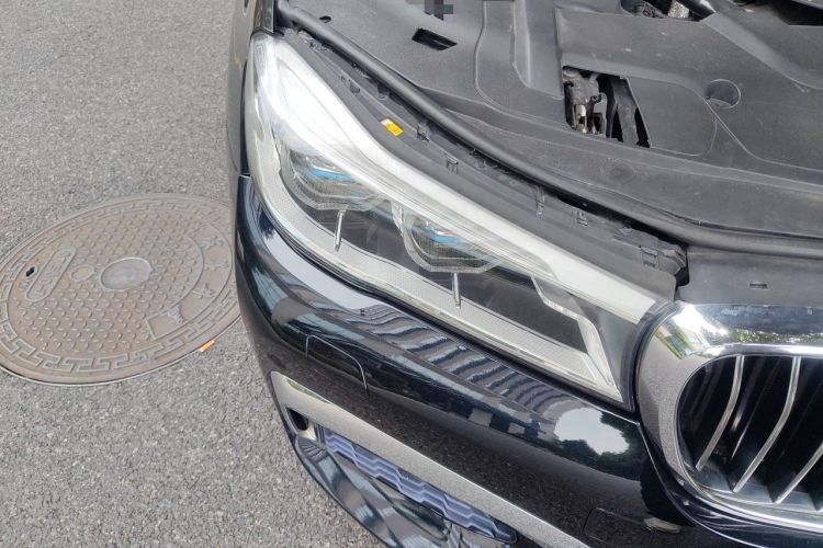 Used BMW 7 Series 2017 740Li xDrive Luxury Edition Right Front Headlight