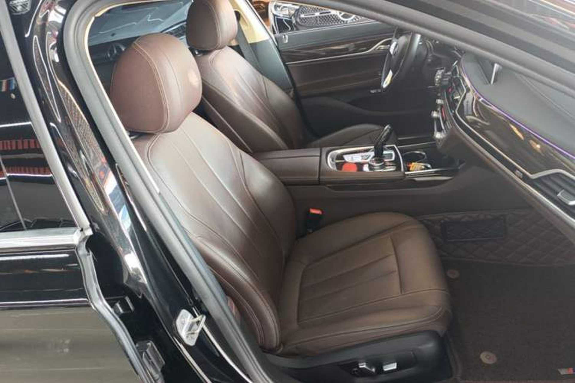 Used BMW 7 Series 2017 730Li Leading Model Right Front Seat