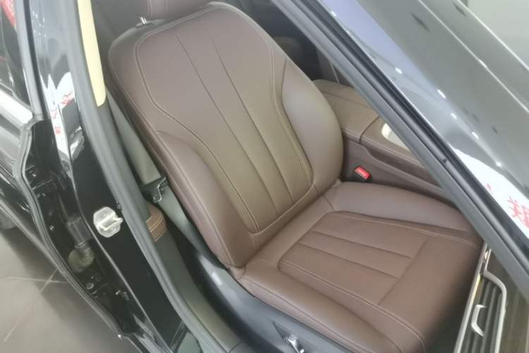 Used BMW 7 Series 2017 730Li Leading Model Right Front Seat