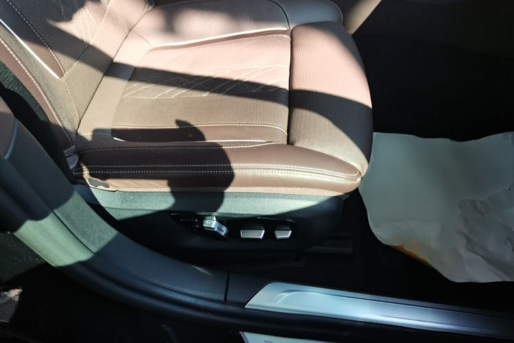 Used BMW 7 Series 2017 740Li Luxury Edition Right Front Seat