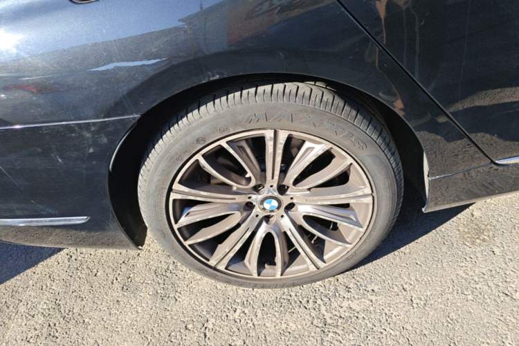 Used BMW 7 Series 2017 730Li Leading Model Right Rear Wheel Hub