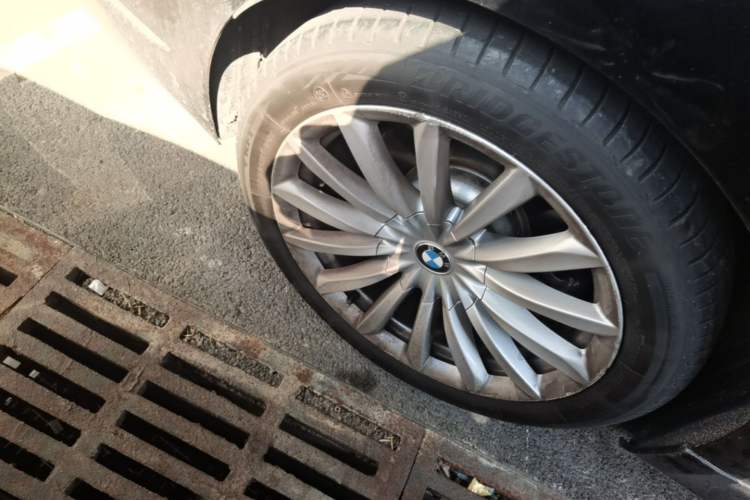 Used BMW 7 Series 2017 740Li Luxury Edition Right Rear Wheel Hub