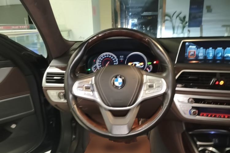 Used BMW 7 Series 2017 740Li xDrive Luxury Edition Steering Wheel