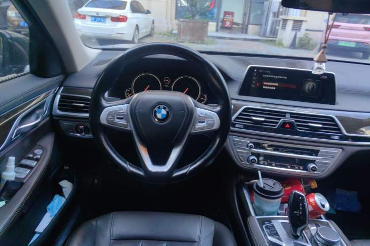 Used BMW 7 Series 2017 730Li Leading Model Steering Wheel