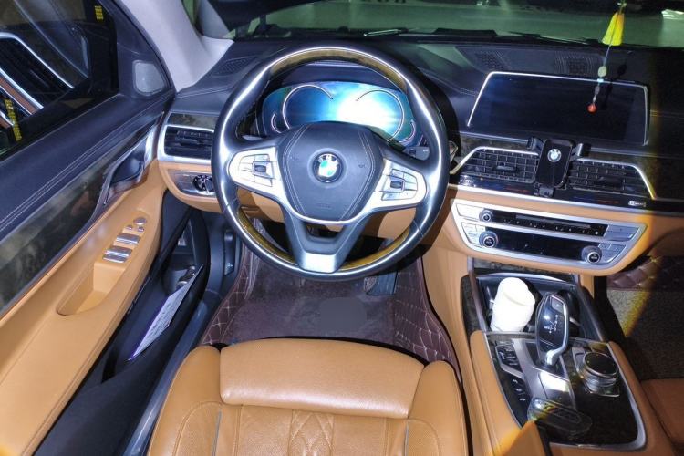 Used BMW 7 Series 2017 730Li Luxury Model Steering Wheel