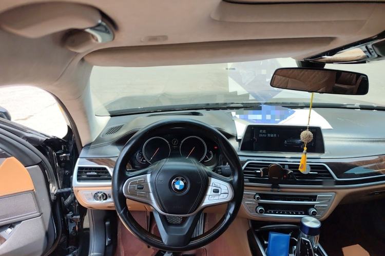 Used BMW 7 Series 2017 740Li xDrive Luxury Edition Steering Wheel