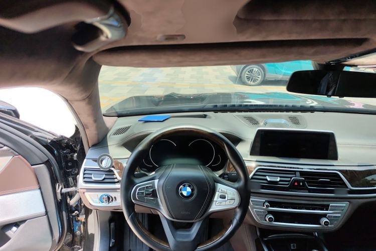 Used BMW 7 Series 2017 740Li xDrive Luxury Edition Steering Wheel