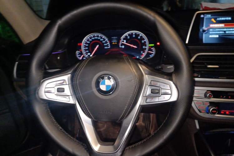 Used BMW 7 Series 2017 730Li Leading Model Steering Wheel