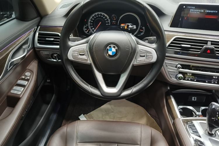 Used BMW 7 Series 2017 730Li Leading Model Steering Wheel