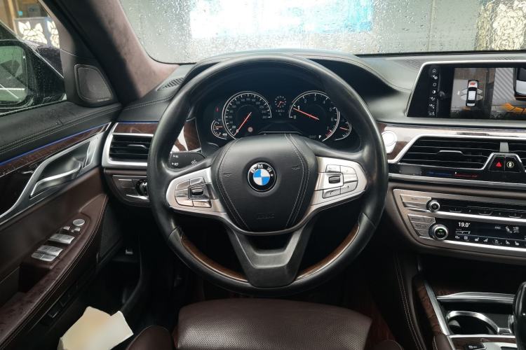 Used BMW 7 Series 2017 740Li xDrive Luxury Edition Steering Wheel