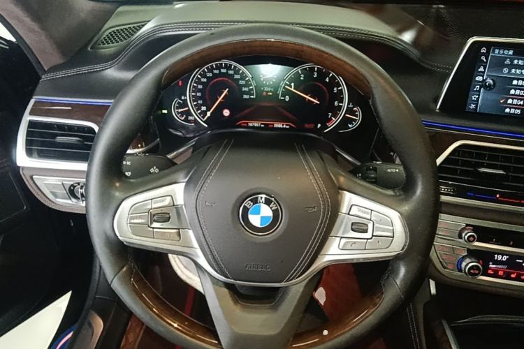 Used BMW 7 Series 2017 740Li xDrive Luxury Edition Steering Wheel