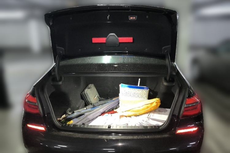 Used BMW 7 Series 2017 730Li Leading Model Trunk