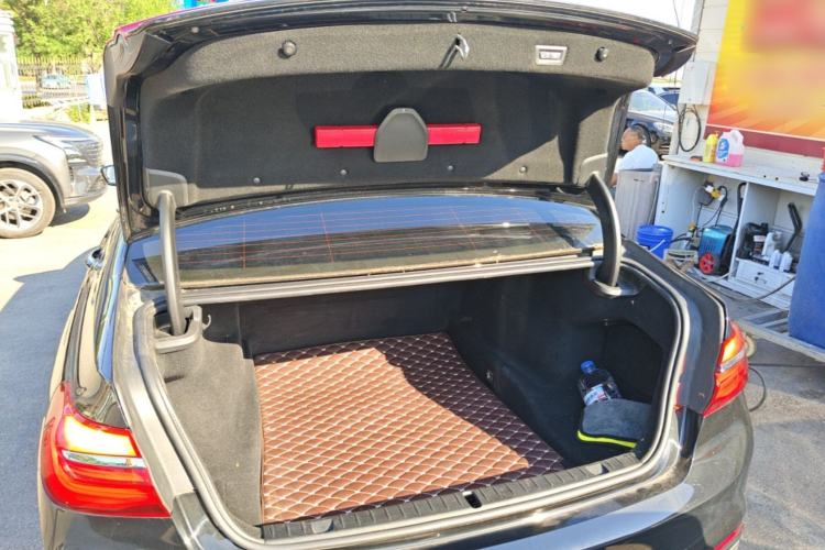 Used BMW 7 Series 2017 730Li Leading Model Trunk