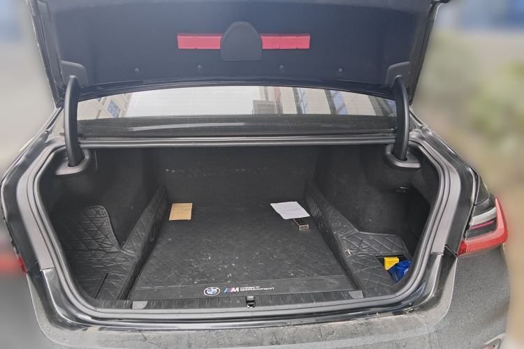 Used BMW 7 Series 2017 740Li Luxury Edition Trunk