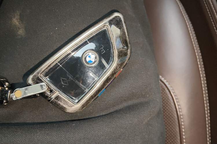 Used BMW 7 Series 2017 740Li Luxury Edition Vehicle Key