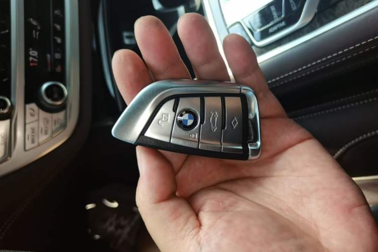 Used BMW 7 Series 2017 740Li Luxury Edition Vehicle Key