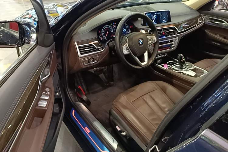 Used BMW 7 Series 2017 730Li Leading Model Driver Seat
