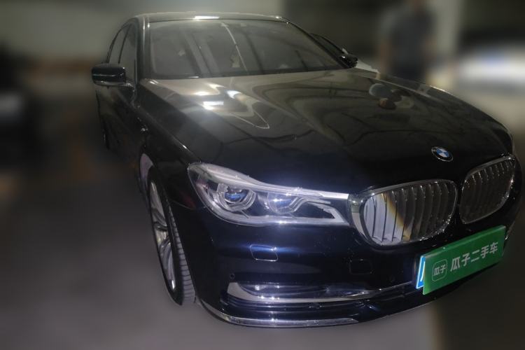 Used BMW 7 Series 2017 M760Li xDrive Excellence Luxury Edition Front Right 45 Deg