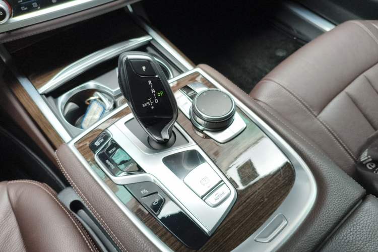 Used BMW 7 Series 2017 730Li Leading Model Gear Lever