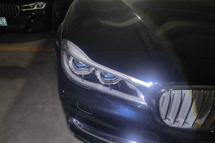 Used BMW 7 Series 2017 M760Li xDrive Excellence Luxury Edition Right Front Headlight