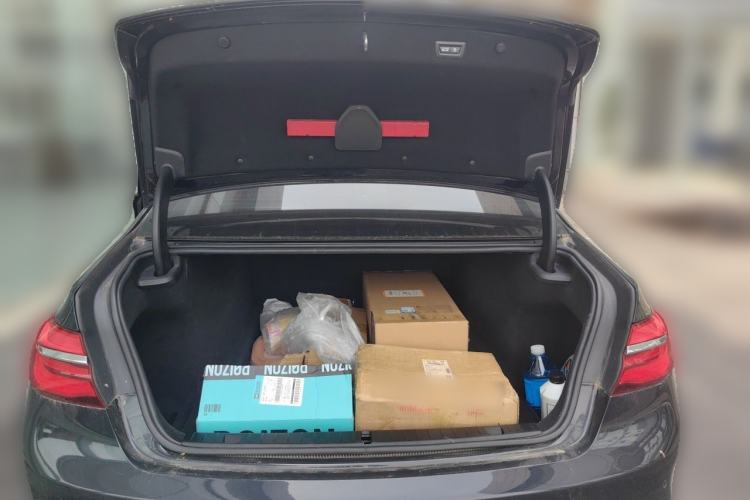 Used BMW 7 Series  Trunk