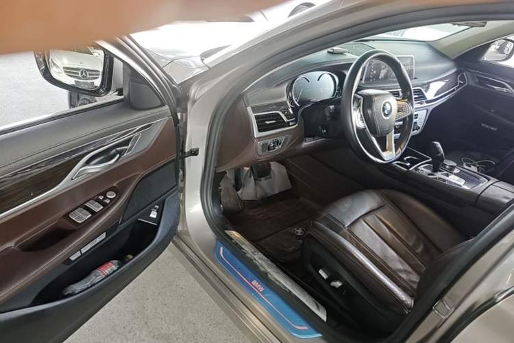 Used BMW 7 Series 2017 730Li Leading Model Driver Seat