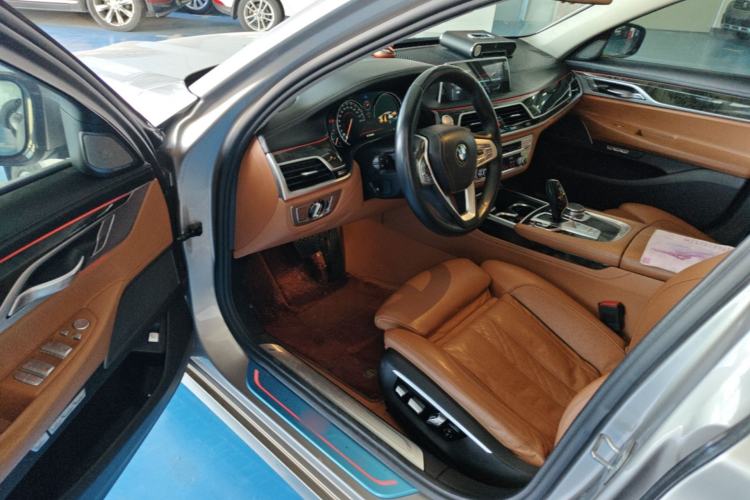 Used BMW 7 Series 2017 740Li Luxury Edition Driver Seat