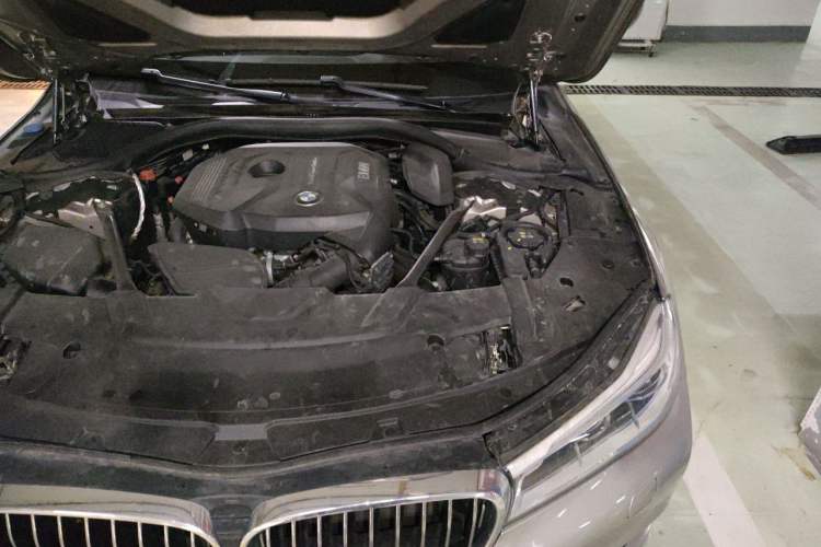 Used BMW 7 Series 2017 730Li Luxury Model Engine Bay Left