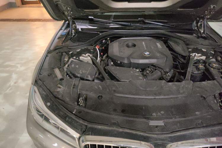 Used BMW 7 Series 2017 730Li Luxury Model Engine Bay Right