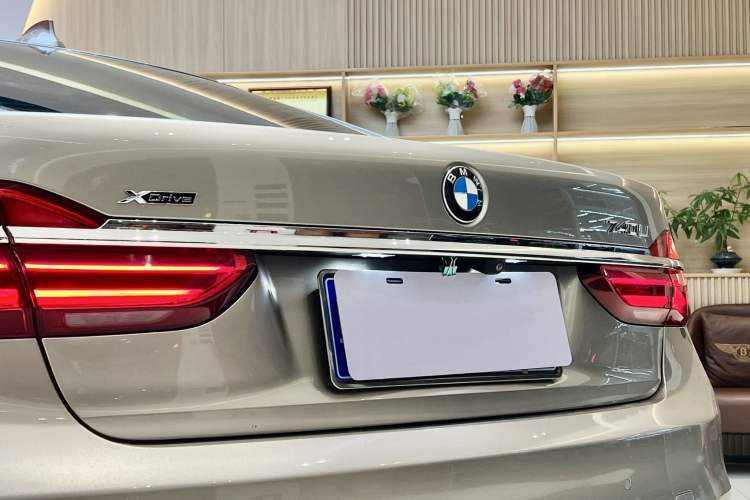 Used BMW 7 Series 2017 740Li xDrive Luxury Edition Exterior 8