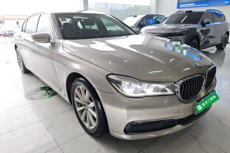 Used BMW 7 Series 2017 730Li Luxury Model Front Right 45 Deg