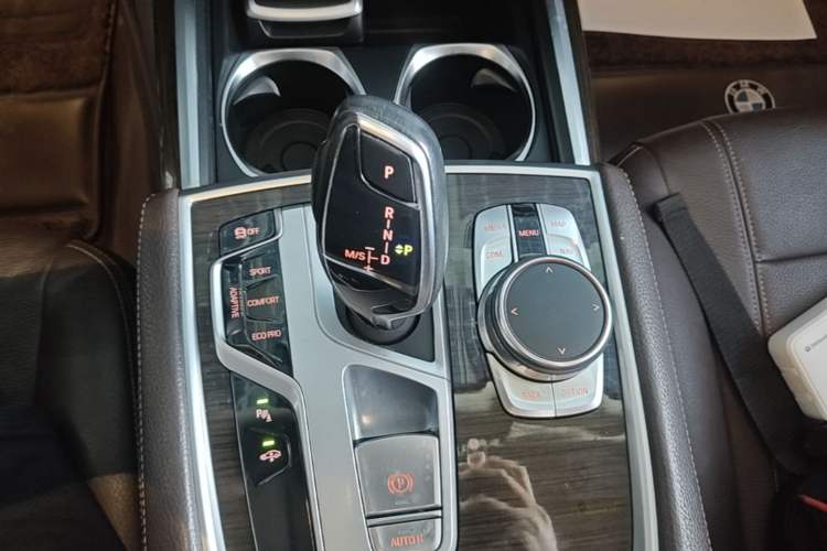 Used BMW 7 Series 2017 730Li Leading Model Gear Lever