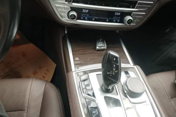 Used BMW 7 Series 2017 730Li Leading Model Gear Lever