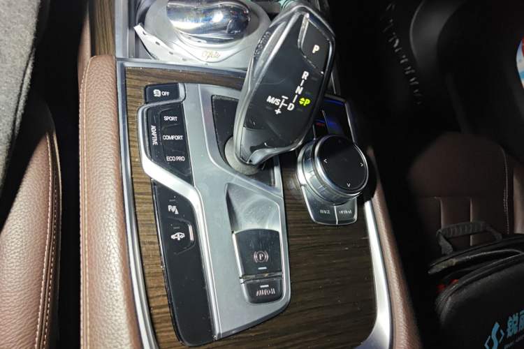 Used BMW 7 Series 2017 730Li Leading Model Gear Lever