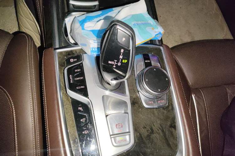 Used BMW 7 Series 2017 730Li Luxury Model Gear Lever