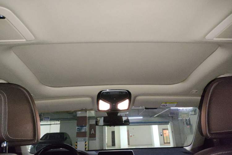 Used BMW 7 Series 2017 730Li Luxury Model Headliner