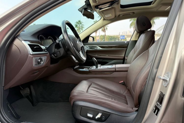 Used BMW 7 Series 2017 730Li Luxury Model Interior 1