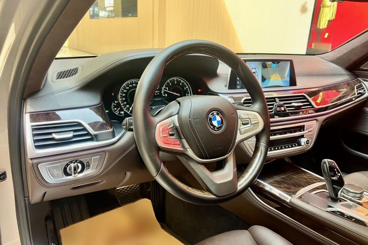 Used BMW 7 Series 2017 740Li xDrive Luxury Edition Interior 2