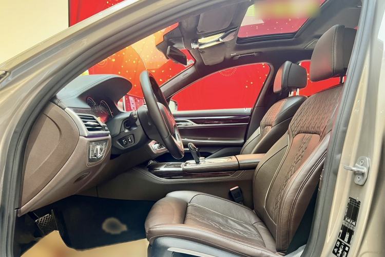 Used BMW 7 Series 2017 740Li xDrive Luxury Edition Interior 6