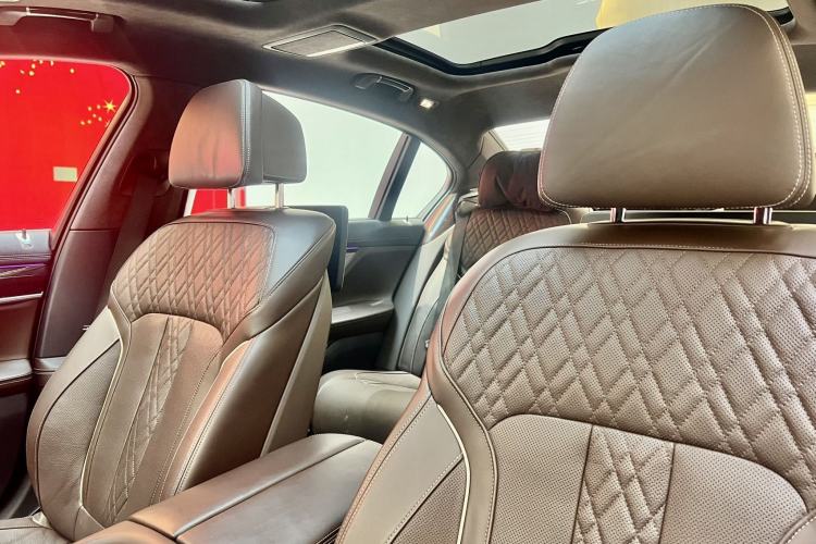 Used BMW 7 Series 2017 740Li xDrive Luxury Edition Interior 7