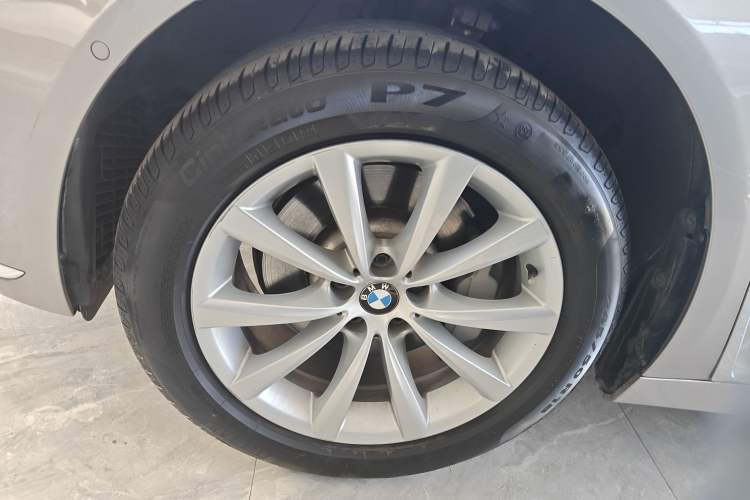 Used BMW 7 Series 2017 730Li Leading Model Left Front Wheel Hub