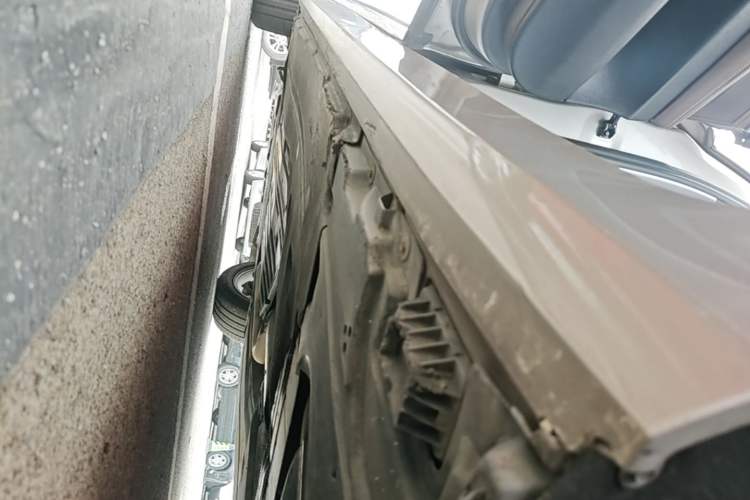 Used BMW 7 Series 2017 730Li Leading Model Left Side Sill