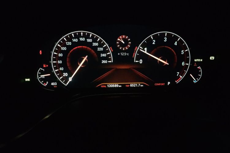 Used BMW 7 Series 2017 740Li Luxury Edition Odometer Close Up