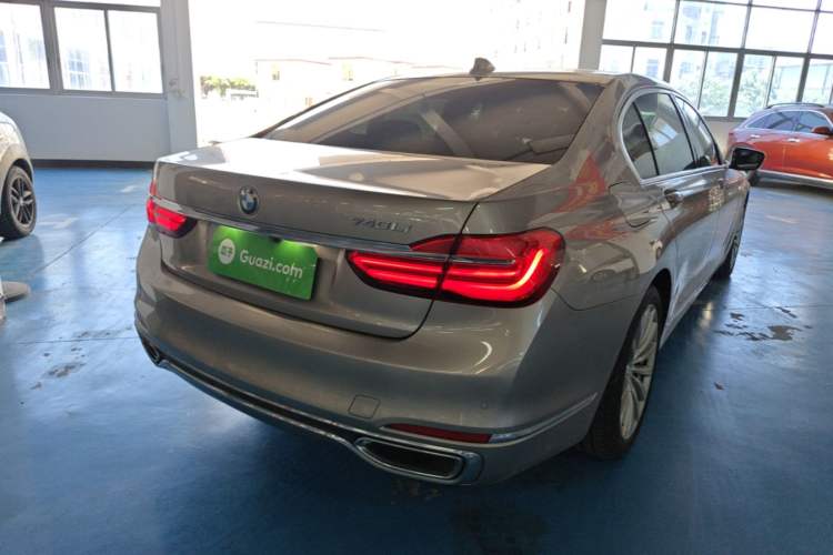 Used BMW 7 Series 2017 740Li Luxury Edition Rear Right 45 Deg