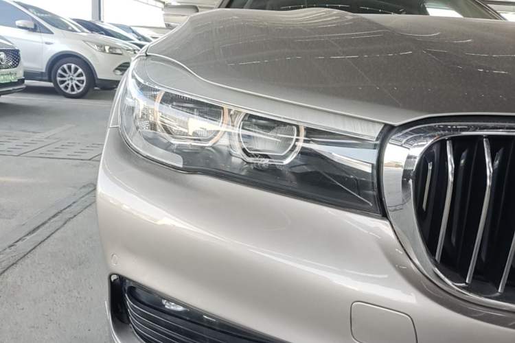 Used BMW 7 Series 2017 730Li Leading Model Right Front Headlight